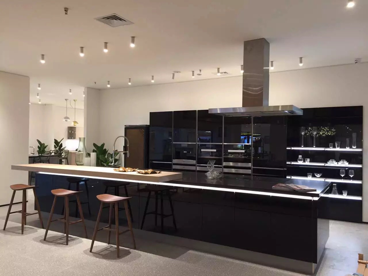 走在潮流前端，SCAVOLINI、KEYE門店都在用它！(圖1)